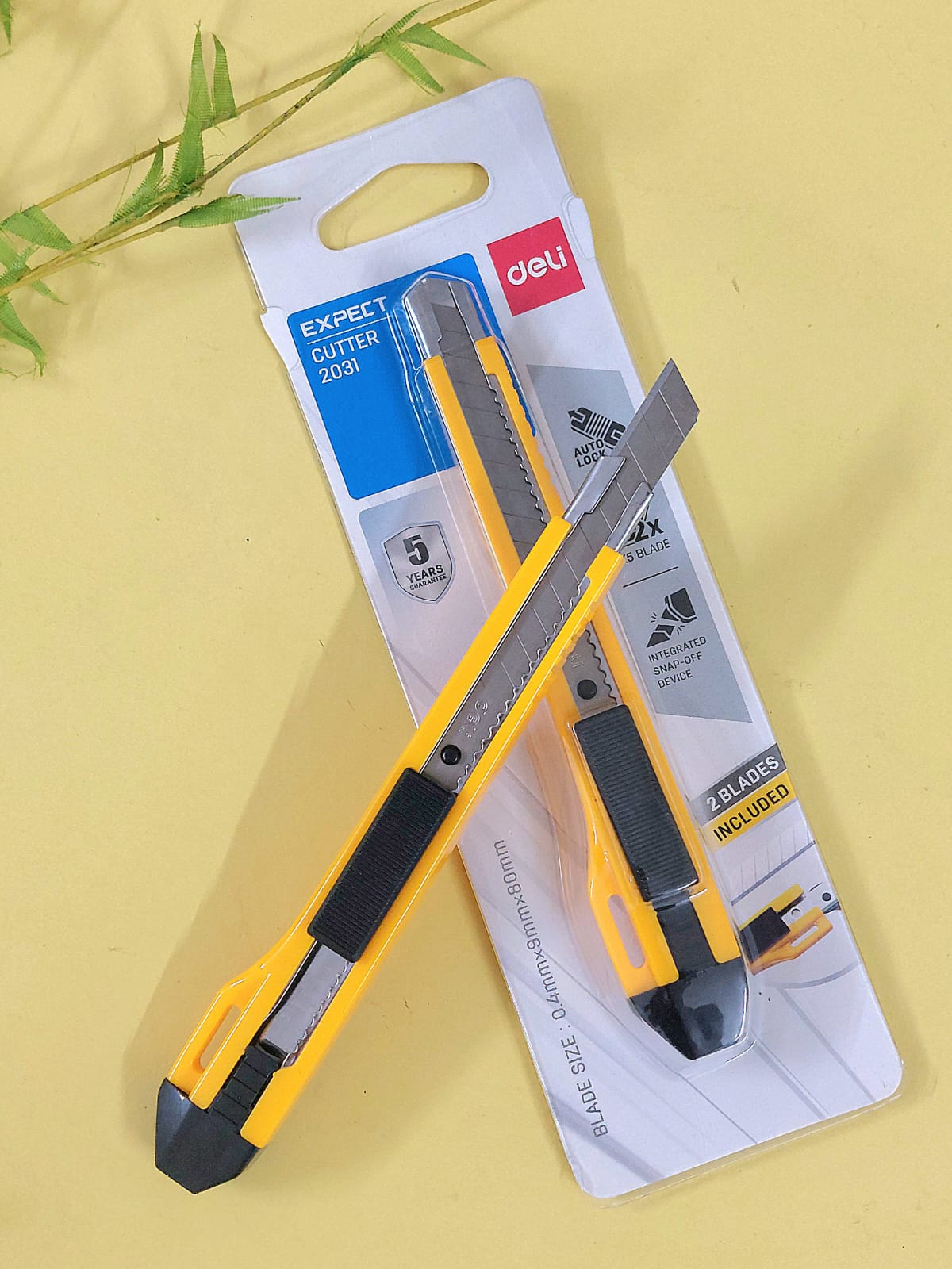 Dao rọc giấy trung Deli E2031 - 9mm - Ảnh 3