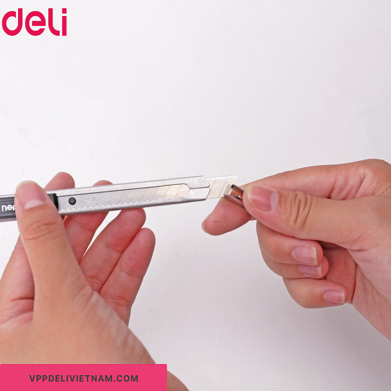 Dao rọc giấy nhỏ Deli 2058 thân inox – Lưỡi dao 9mm - Ảnh 4