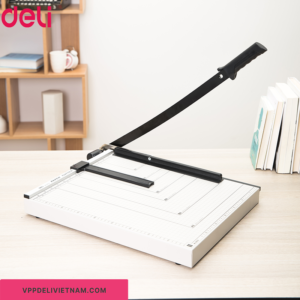 Bàn cắt giấy A4 Deli E8012 mặt kim loại