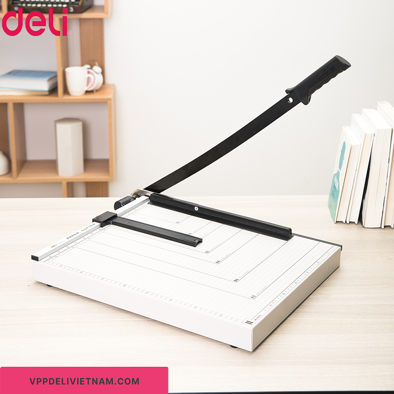 Bàn cắt giấy A4 Deli E8012 mặt kim loại